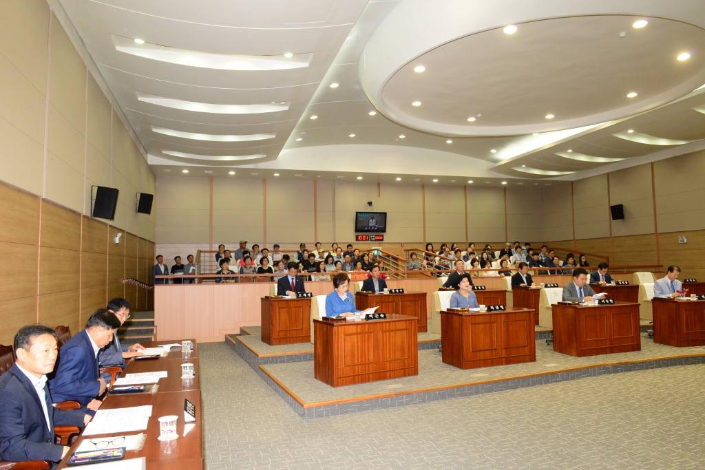 제213회 서구의회 임시회(제2차 본회의) 이미지(1)