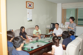 어린이도서관 햇빛따라 - 의회견학 대표이미지