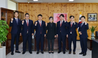 서대구 청년회의소 회장단 의회방문 대표이미지