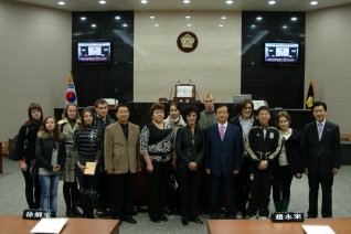 사할린 경제법률대학 한국문화 체험단 서구의회 방문 대표이미지