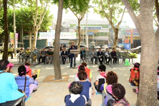 오감숲길의 시작 " 다함께 한 걸음" 대표이미지