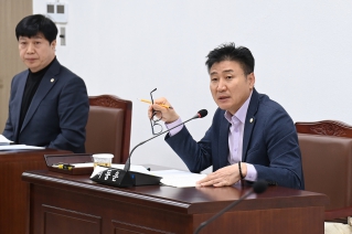 제261회 의회운영위원회 행정사무감사 대표이미지