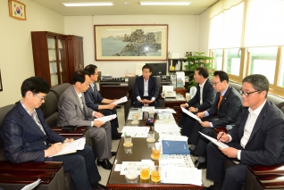 의회운영위원회 간담회 대표이미지