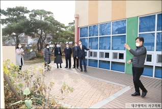 기획행정위원회 비원도서관 현장방문 대표이미지